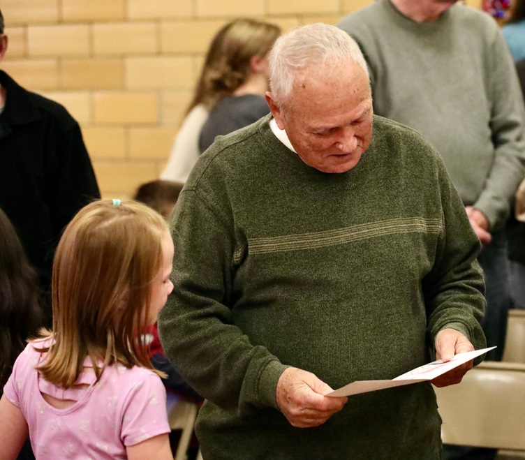 A veteran leads a letter from a student