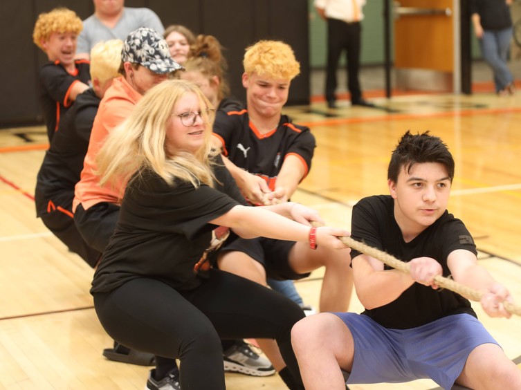 Students participate in the tug-of-war