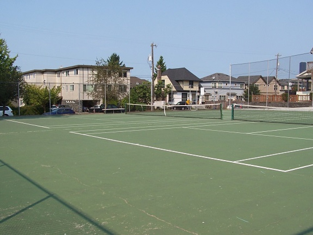 Play Pickleball at Beacon Hill Playground Tennis Courts: Court Information