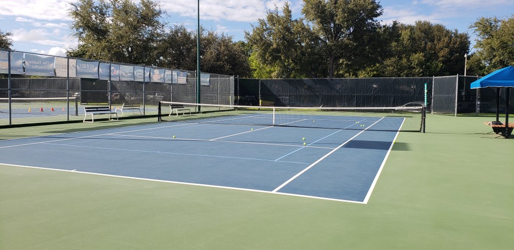 Play Pickleball at Bentwood Country Club: Court Information | Pickleheads