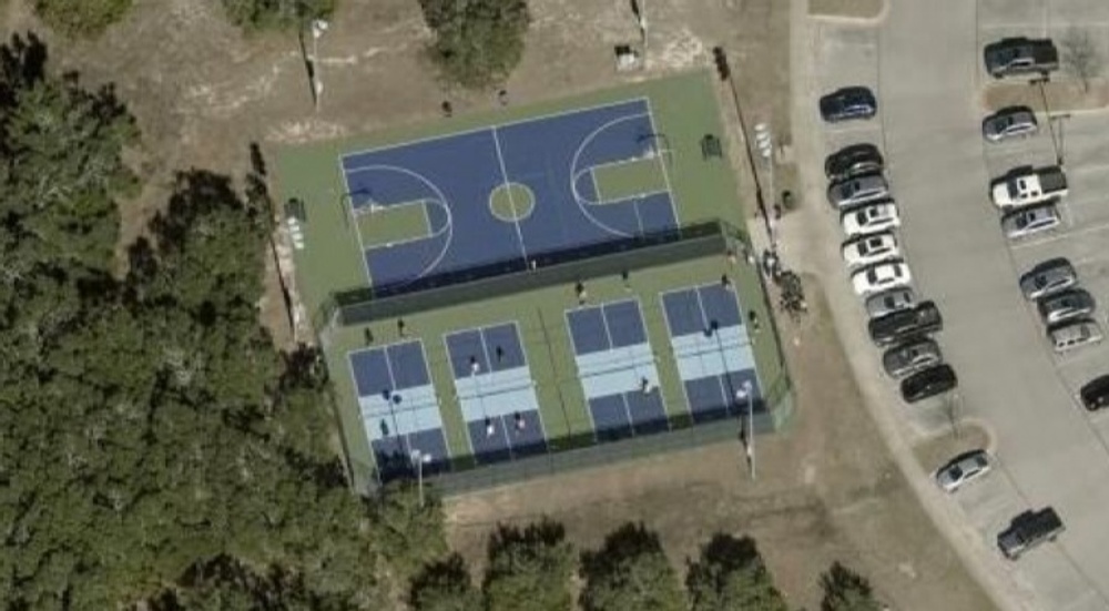 Photo of Pickleball at Accomplished Eastern Yellowjacket Courts