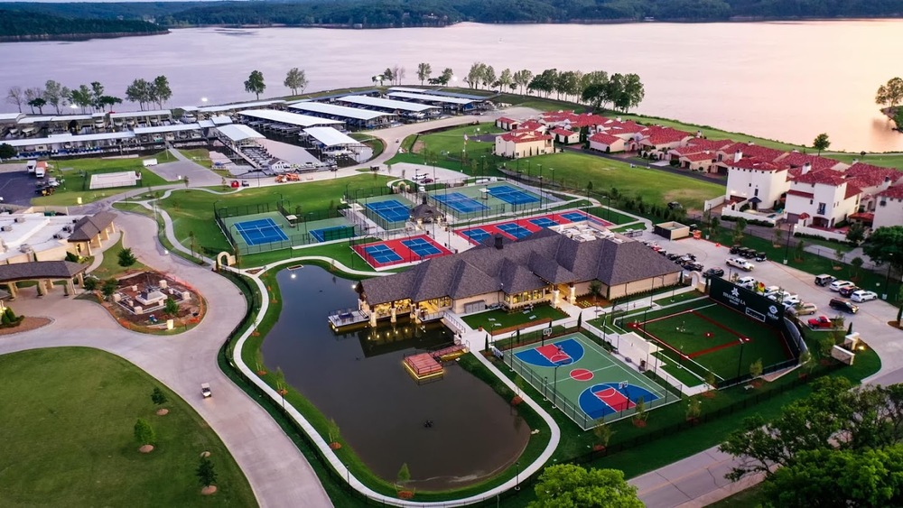 Photo of Pickleball at Dizzy Scarlet Kingsnake Courts