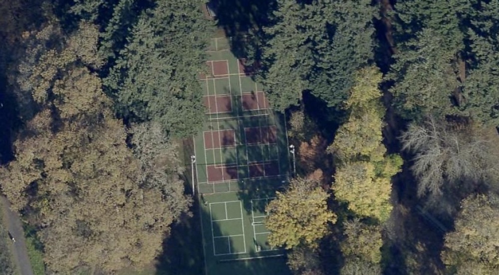 Photo of Pickleball at Sellwood Park Tennis/Pickleball Courts