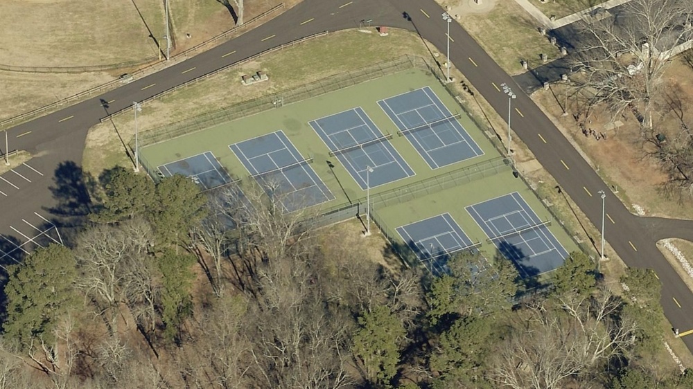 Play Pickleball at Veteran's Memorial Park: Court Information | Pickleheads