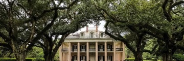 Featured image for Oak Alley Plantation Tour