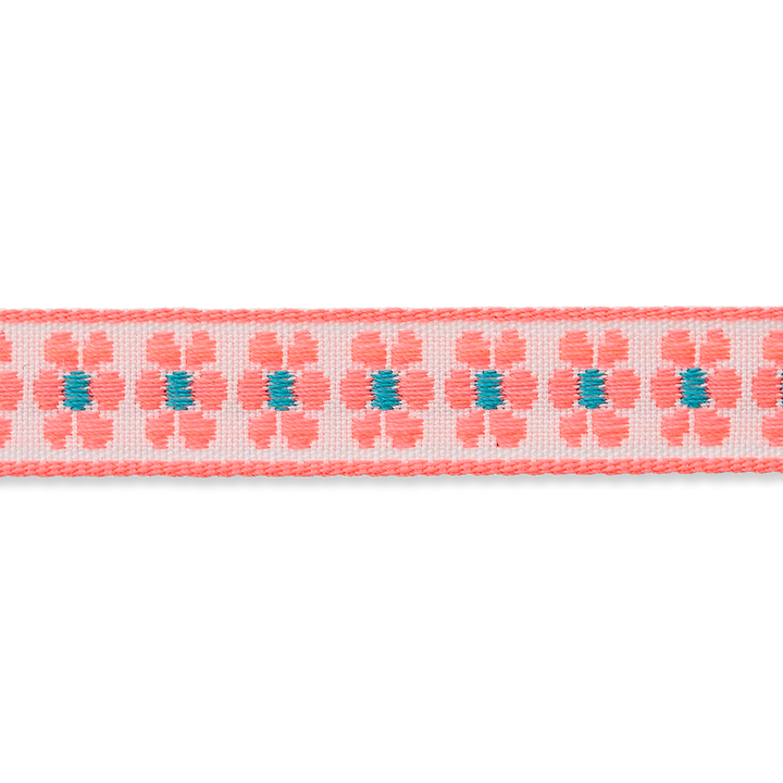 Woven ribbon