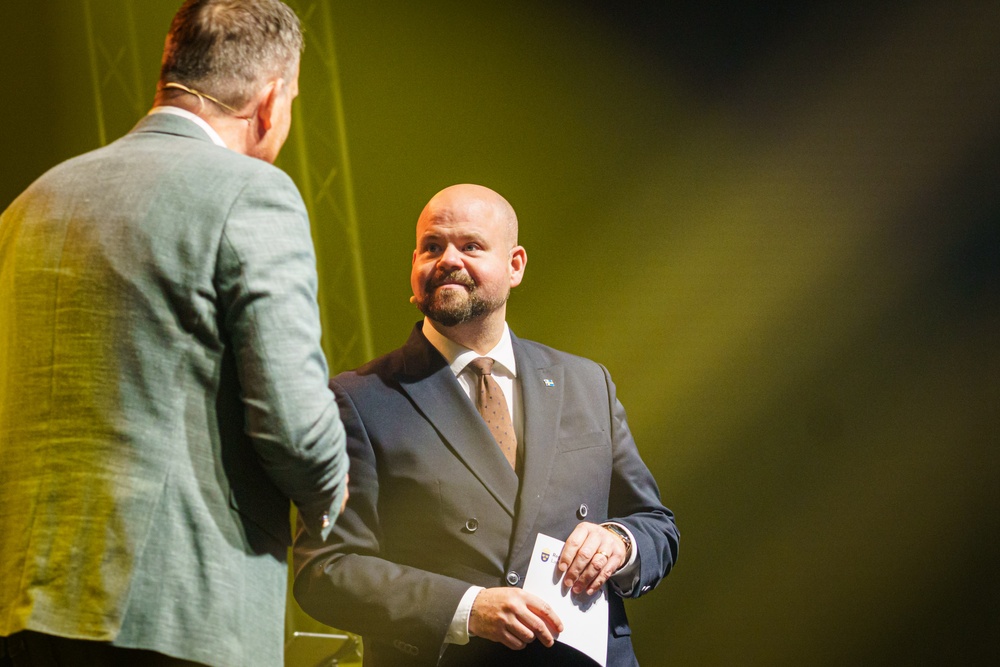 Landsbygdsminister Peter Kullgren invigde Styckar-SM och var prisutdelare.