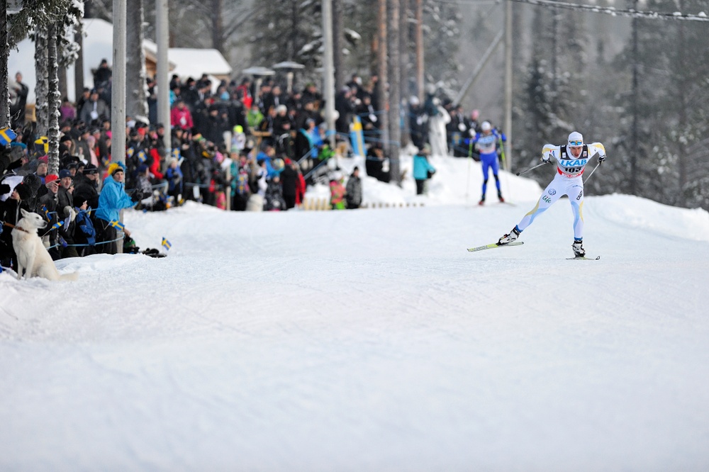 Världseliten kommer till Hellnerstadion som fick sitt namn efter Marcus Hellner som formades vid Gällivare skidgymnasium. Foto: Daniel Olausson Follow the light