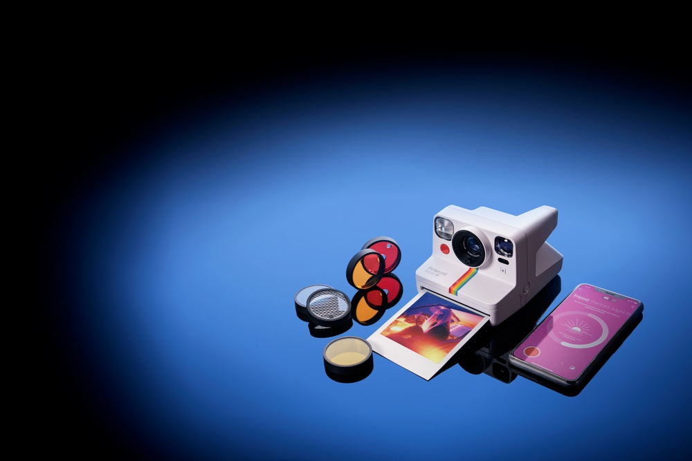 Polaroid_Now-Plus-Camera_White_Product-with-Filters.jpg
