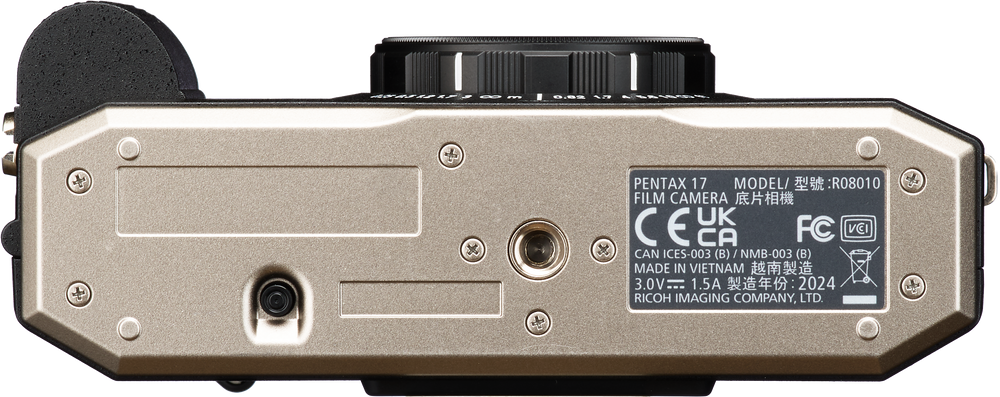 Pentax 17