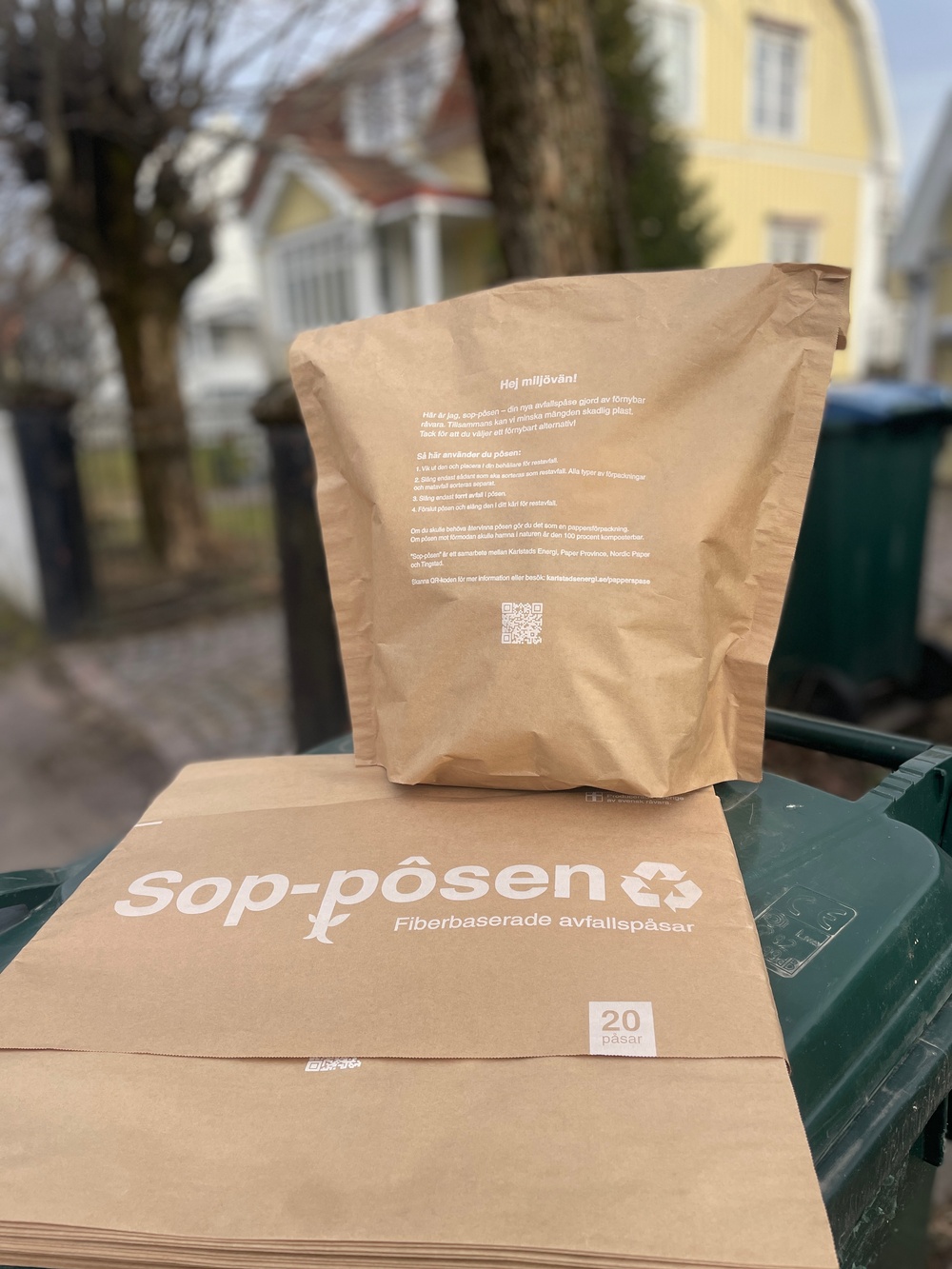 Soppåse av papper, utvecklad av Karlstads energi i samverkan med Paper Province, Nordic Paper och Tingstad.