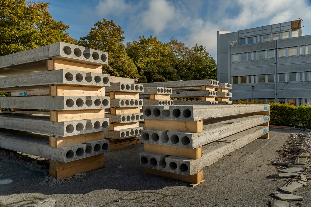 Totalt sparades 22 ton koldioxid trots logistisk och bearbetning av betongstommen för att passa nya byggnaden. 