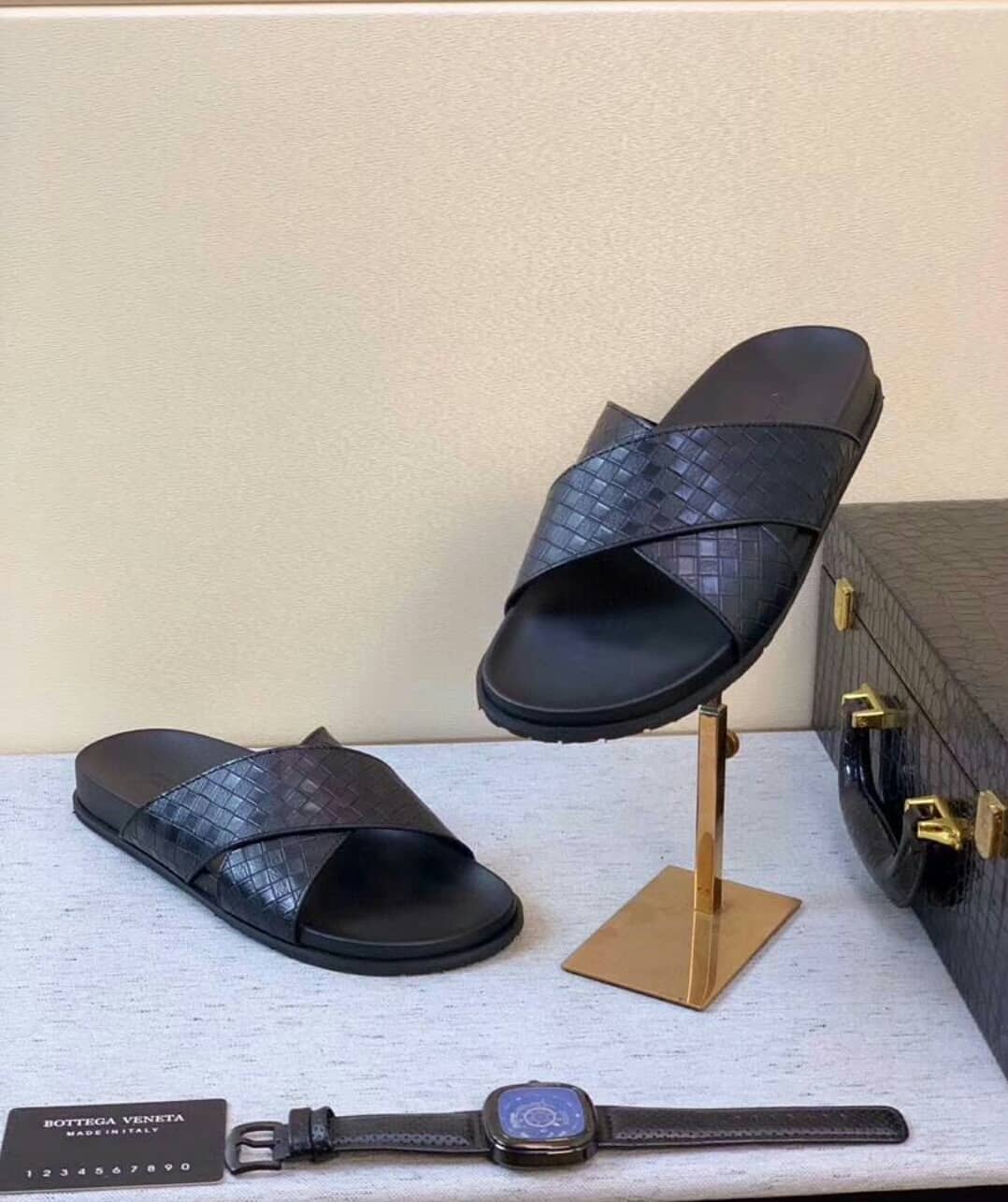Leather Palm Slippers - The Shoegarhill | Flutterwave Store