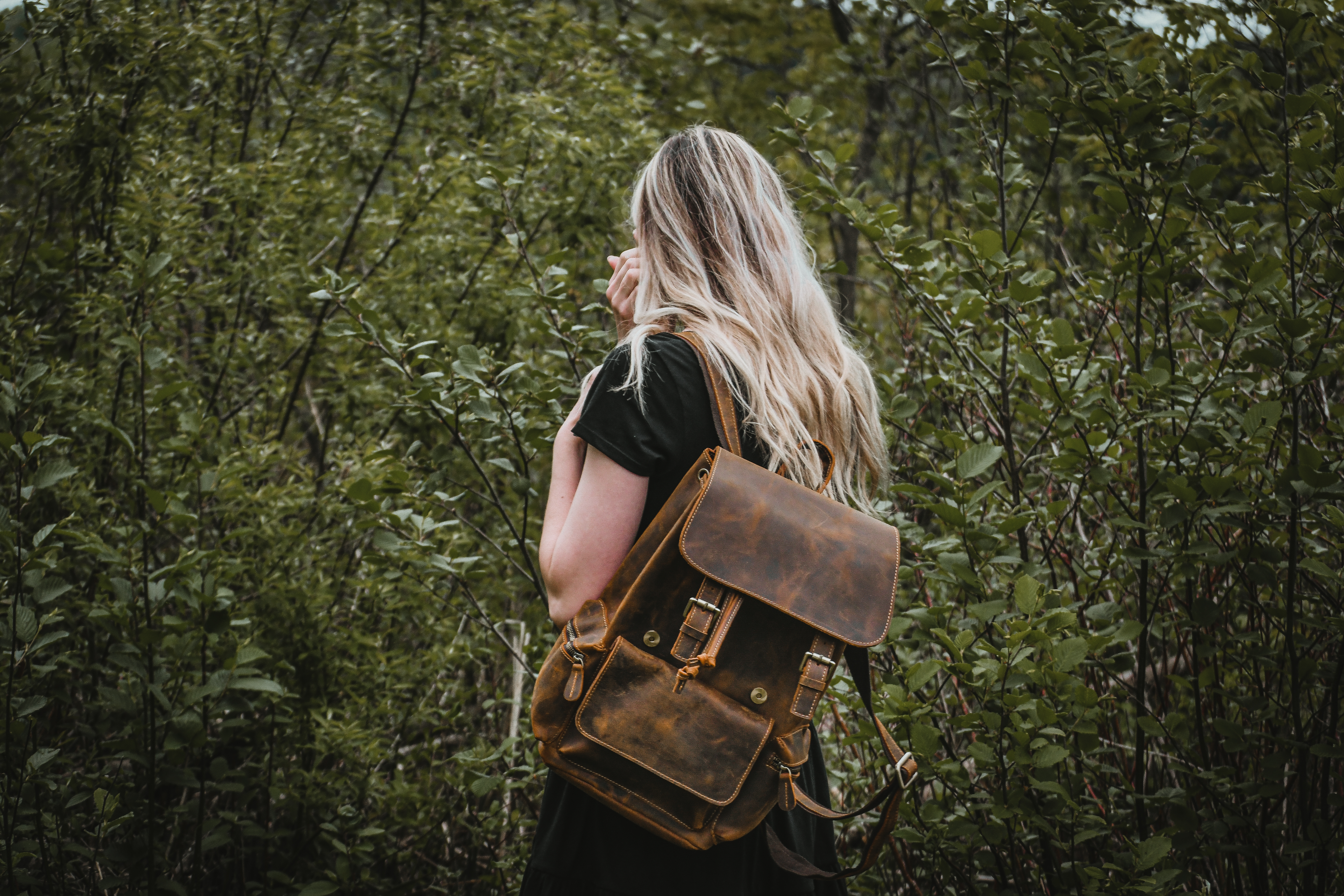 5 dumb things backpack designers need to stop doing – Snarky Nomad