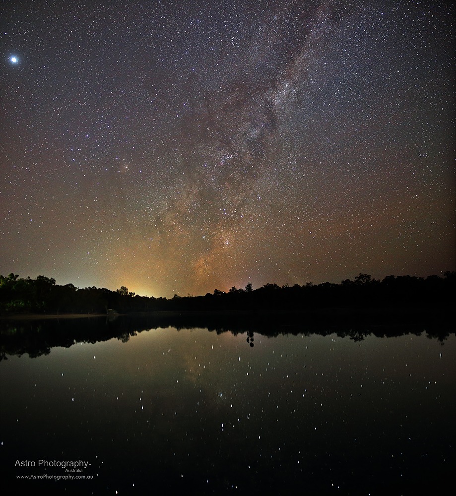 Milky Way rising at Lake Leschenaultia