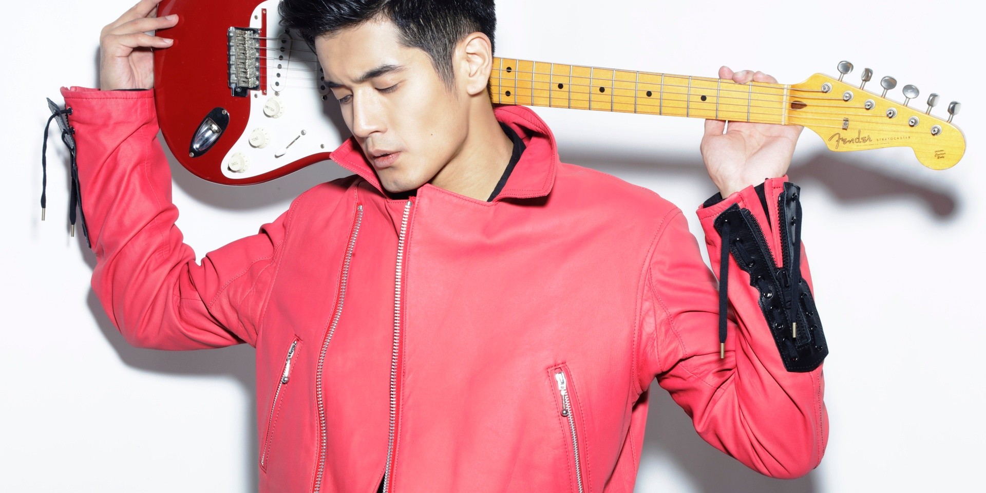 Nathan Hartono releases first ever Mandarin single '爱超给电' (trans. 'Electric Love') – listen