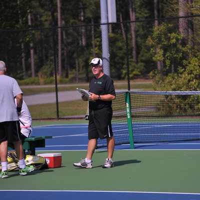 Robert B. teaches tennis lessons in Townsend, GA