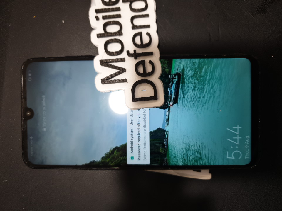 Huawei P30 Lite with new screen. Display shows no signs of damage. Repair successful.