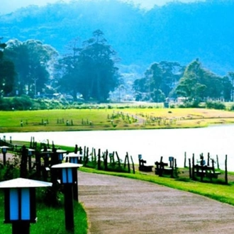 tourhub | Ceylon Travel Dream | 03 Day Scenic Kandy and Nuwara Eliya 