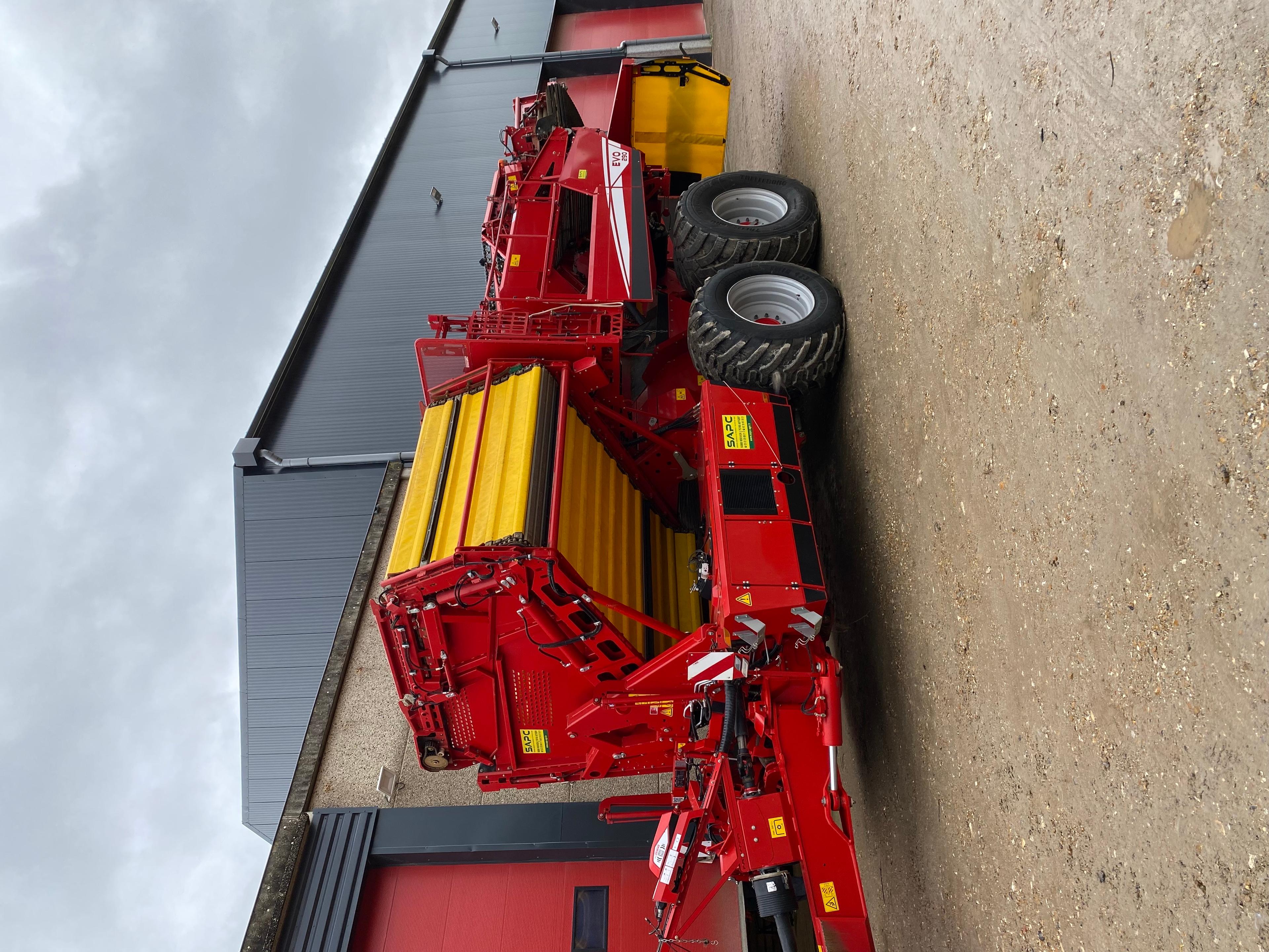 EVO 290 · Nouvion En Ponthieu FR · 2020 | GRIMME Place Du Marché