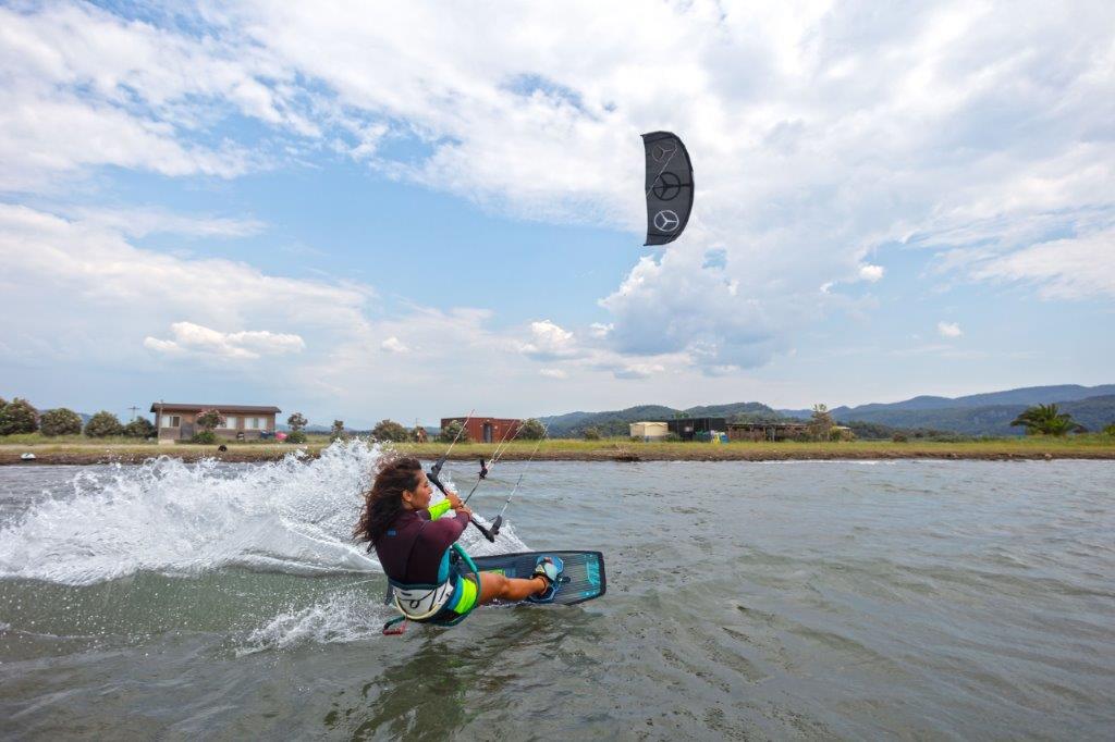 Perfectionnement Kitesurf (3h) - Juillet/Aout