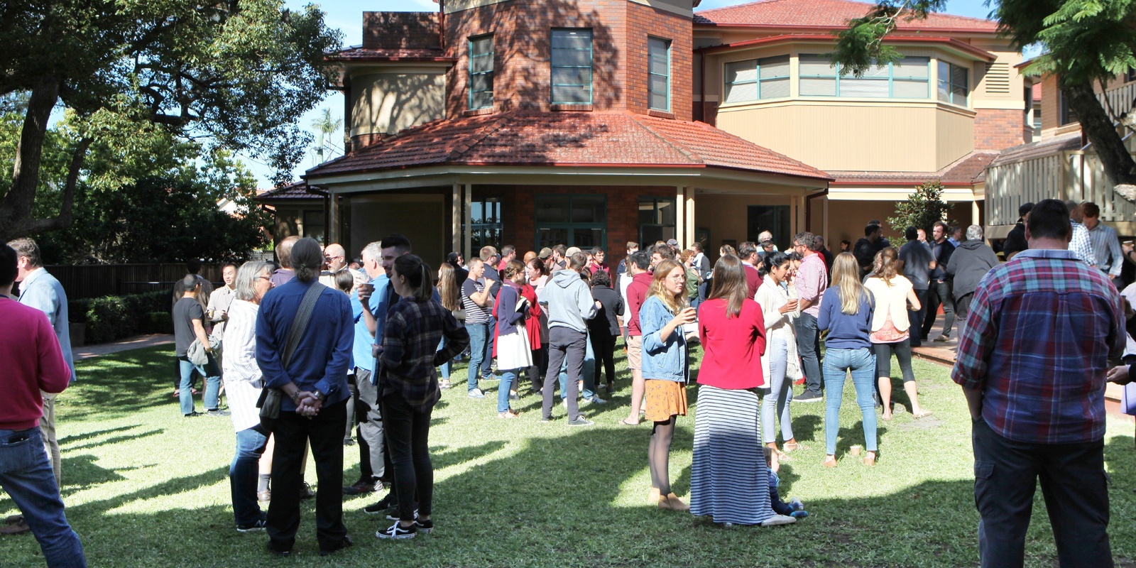 Sydney Missionary & Bible College's banner