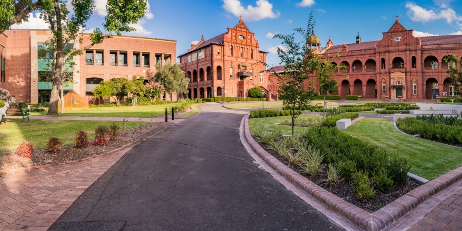 Santa Sabina College's banner