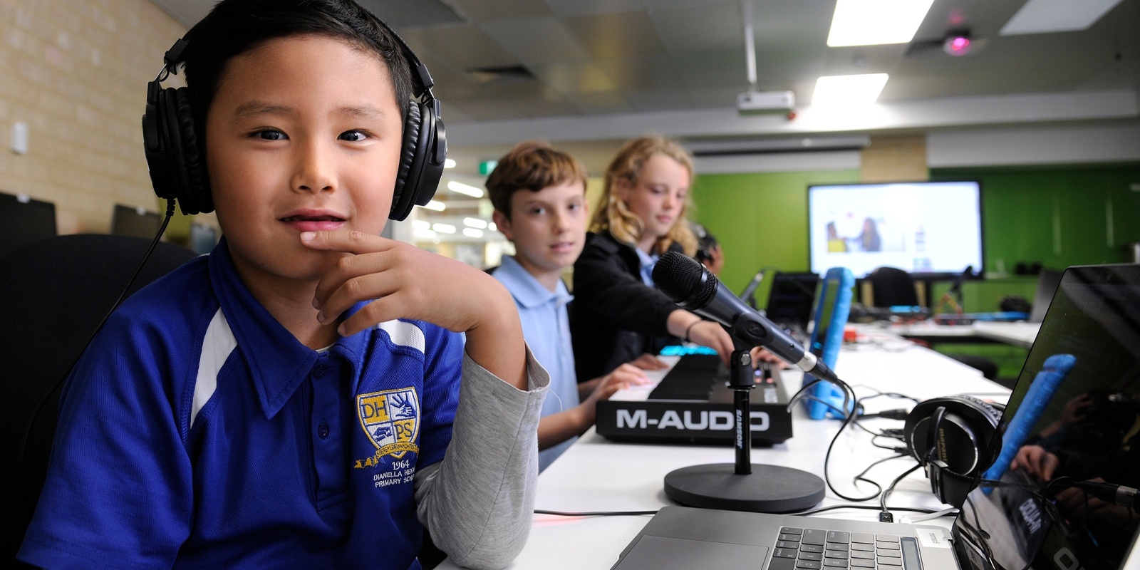 Banner image for Recording Christmas Carols - Karrinyup Library