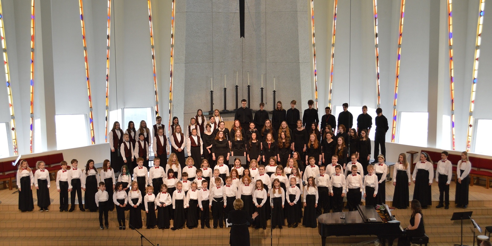 Mankato Area Youth Choirs's banner