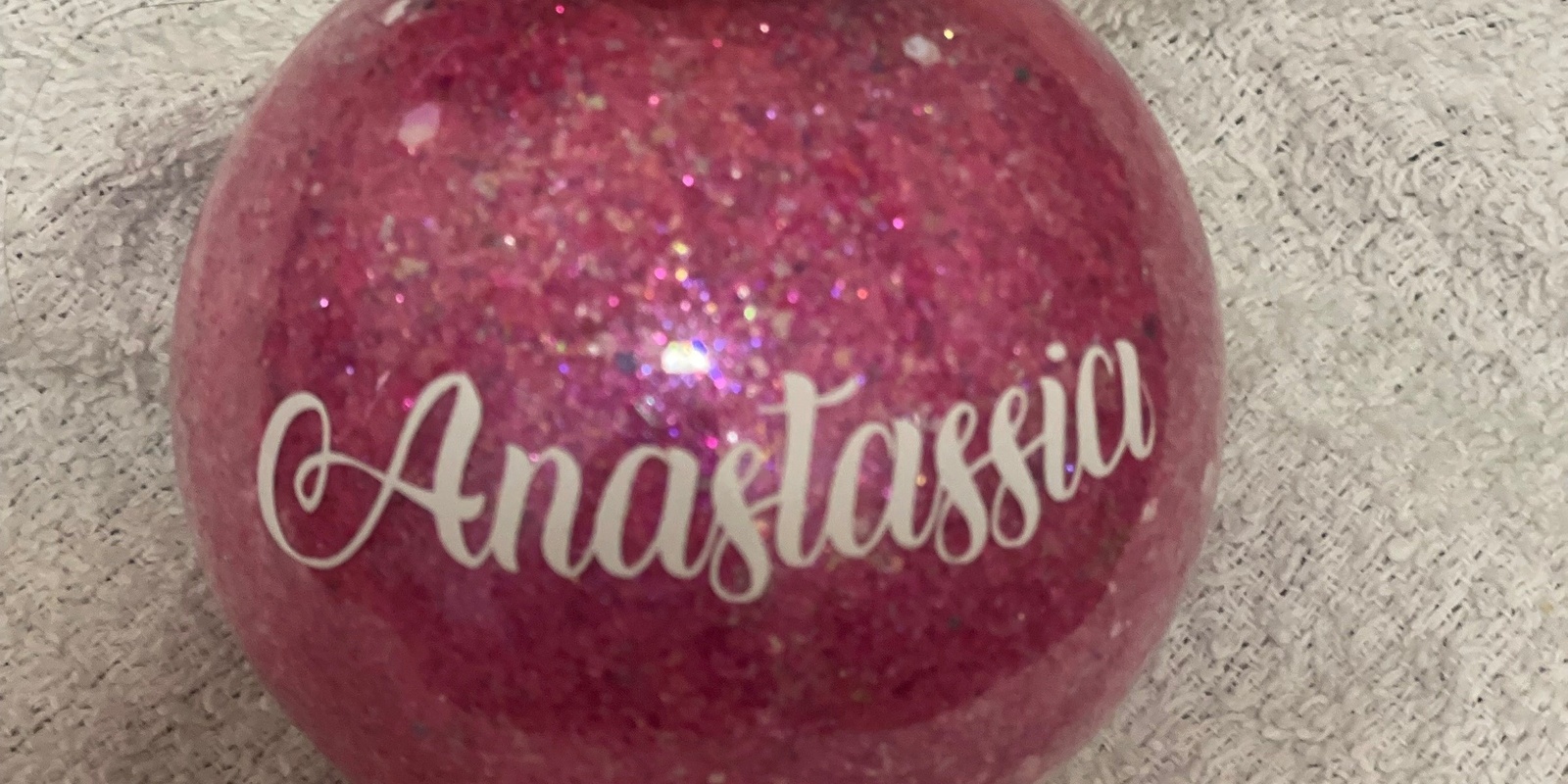 Banner image for Make your own Christmas Glitter Baubles