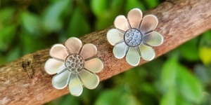 W007 Intro to Metalsmithing - 3D Flower Earrings (Meekz Contemporary Jewellery) SAT PM  1.30pm-5.00pm