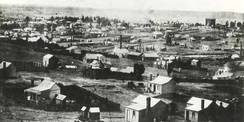 Walk Into History - The unique miner's cottage on the Bendigo Goldfields