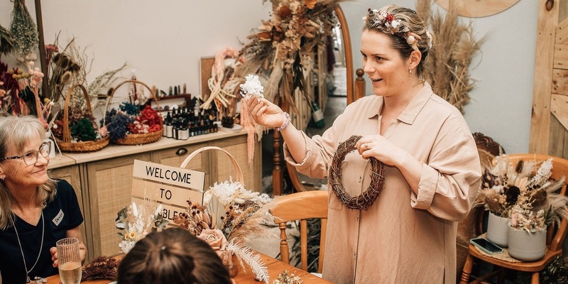 Dried Floral Christmas Wreath Workshop