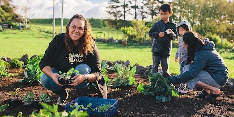 Kūmara Tāpapa with Kelly Francis, Whenua Warrior