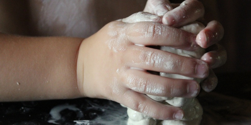 Holiday Handprints - Littlies Clay Lab with ceramic artist Tess Miller