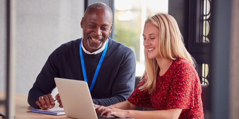 Digital Hub 1x1 Tutoring at Hutt Library