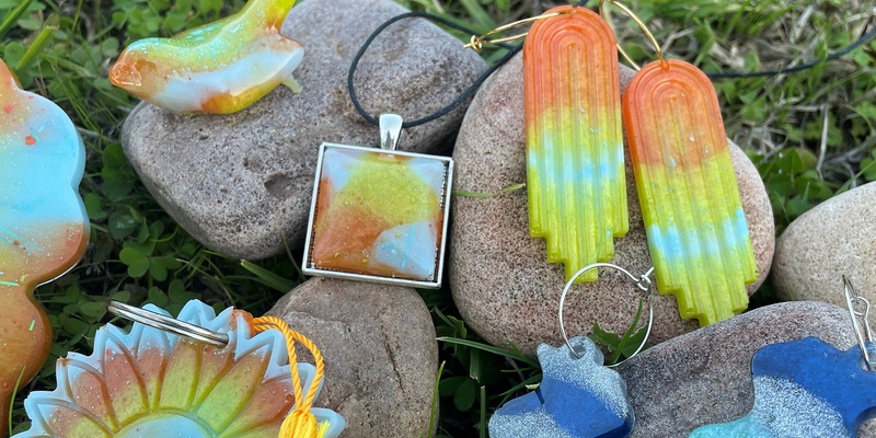 Resin Jewelry & Trinkets Workshop with Pine-Apple Creations