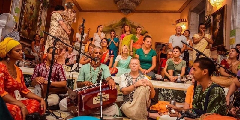 Kirtan with Madhava