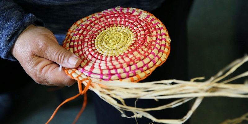  Women's Weaving 