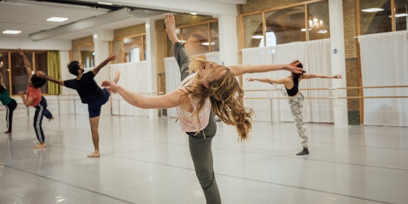 Countertechnique classes with Madeline Harms