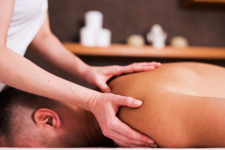 Benefits of a Shoulder and Neck Massage