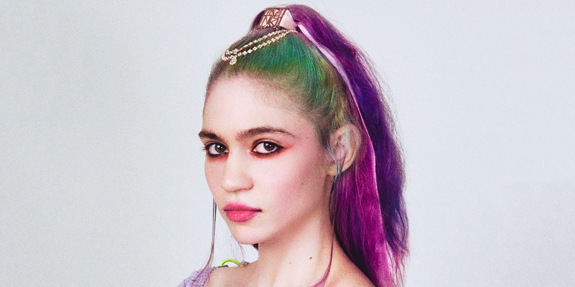 Grimes reveals that her new single 'So Heavy' will be out this week