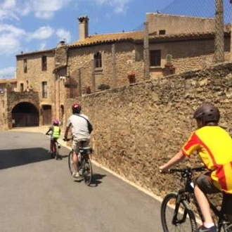 tourhub | UTracks | Catalonia by Bike for Families 