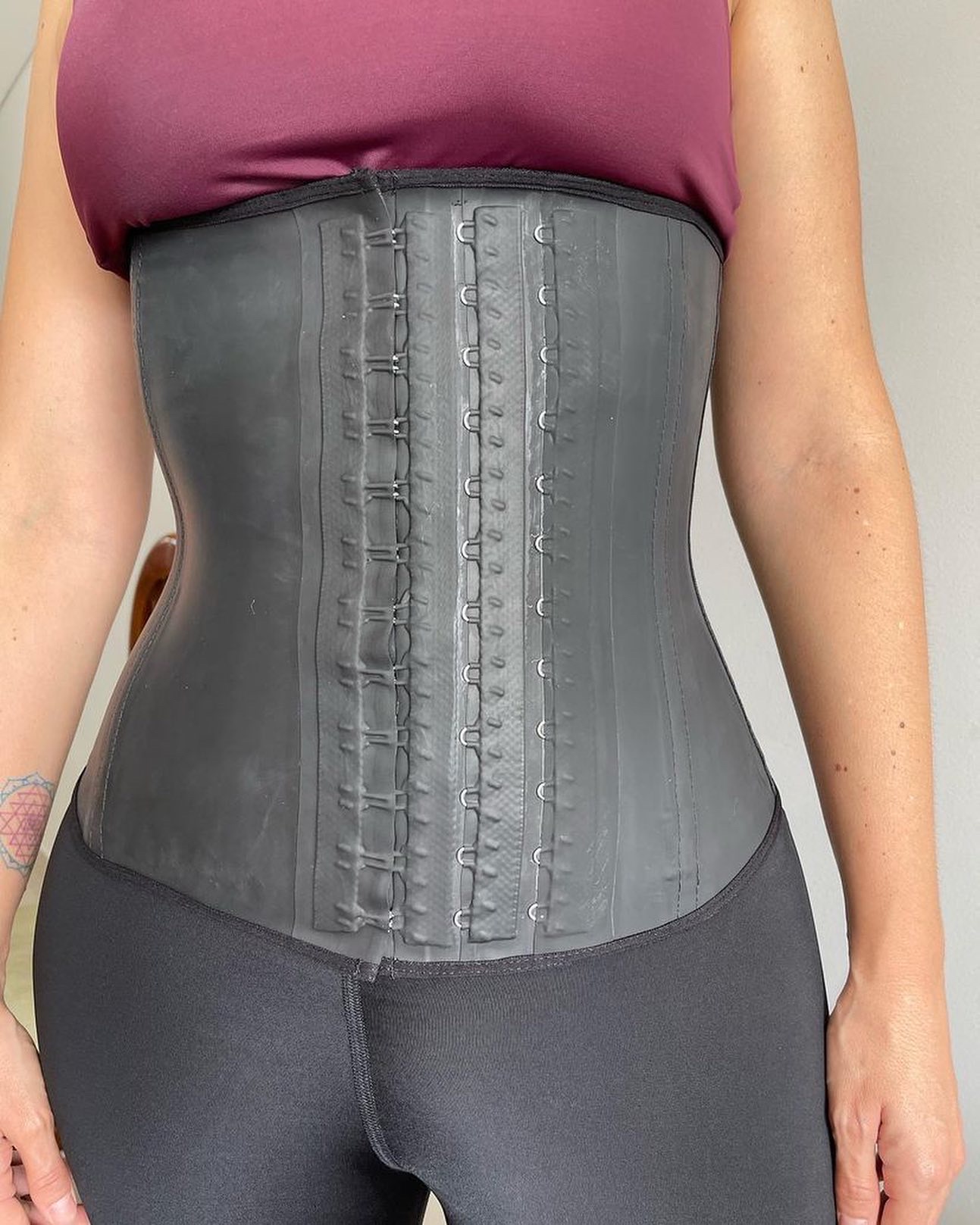 LONG TORSO WAIST TRAINER - Nellys Waist Trainers | Flutterwave Store