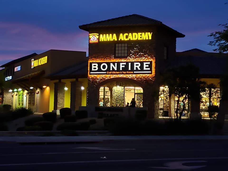 Home | Bonfire Craft Kitchen and Tap House