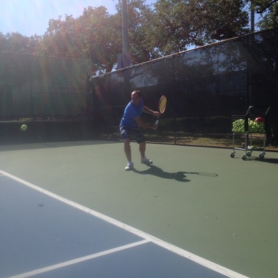 Alex G. teaches tennis lessons in San Antonio, TX