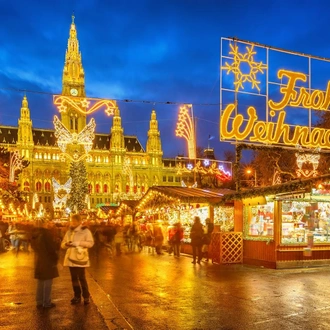 tourhub | Avalon Waterways | Christmastime on the Danube with 2 Nights in Prague (Westbound) (Illumination) 