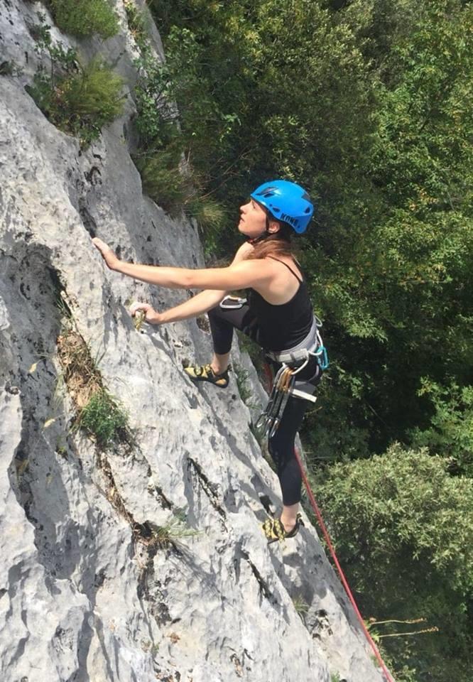 Tour di Mezza Giornata di Arrampicata su Roccia in Privato - Alloggi in La Spezia
