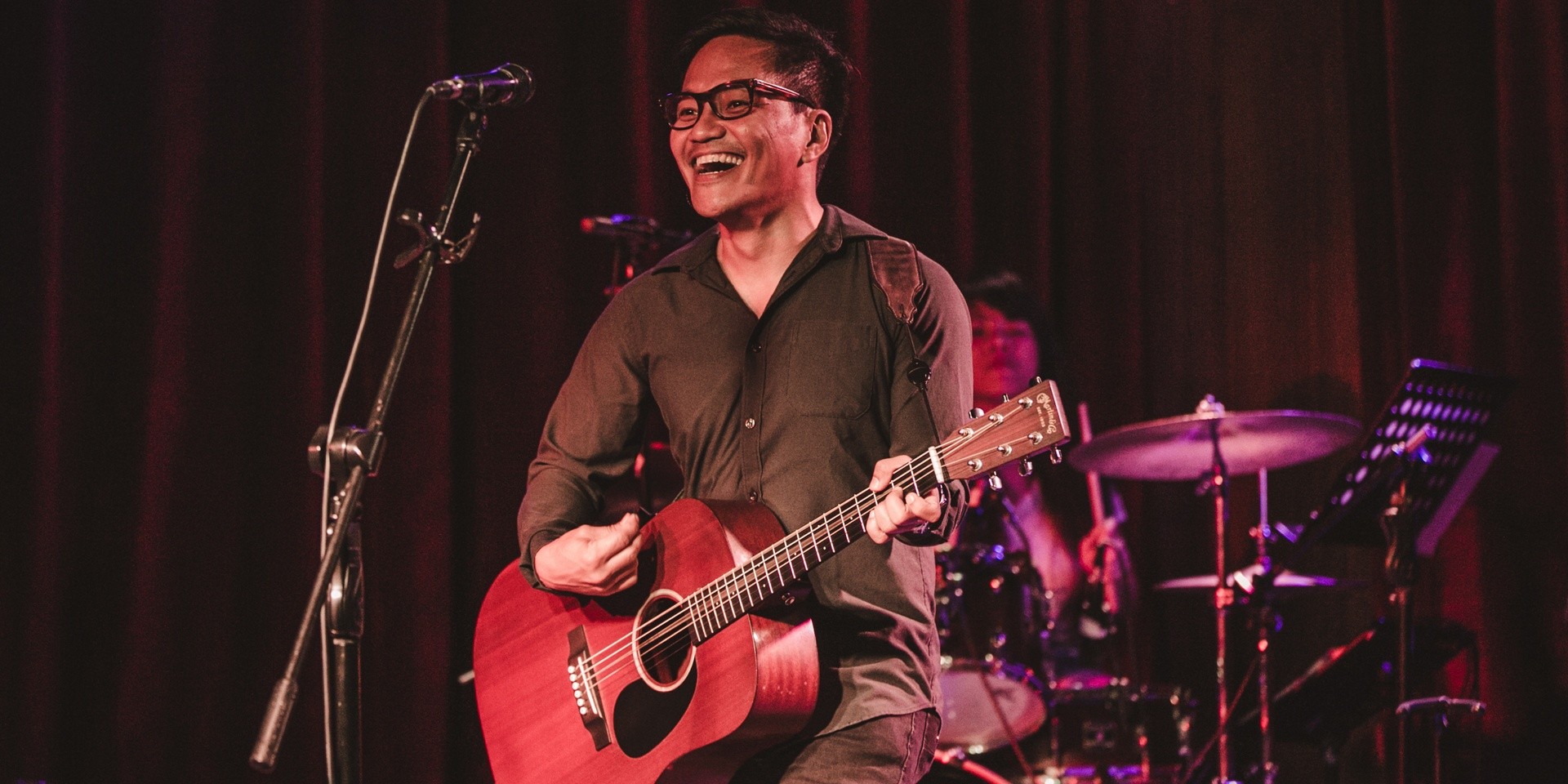 "Rico Blanco and I are working on songs." Ebe Dancel signs with Widescope Entertainment, updates fans on new music