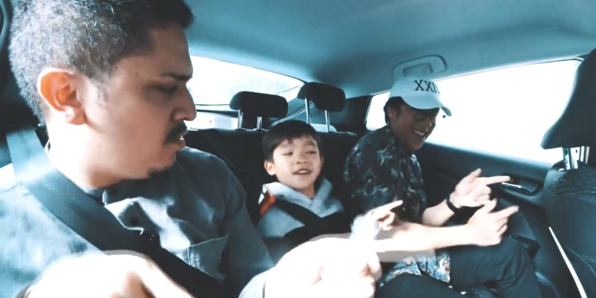 WATCH: Singaporean musicians get down with passengers in Bruno Mars Car-aoke